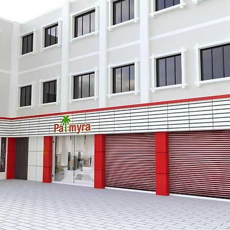 Hotel Palmyra Grand Inn Tirunelveli Exteriör bild