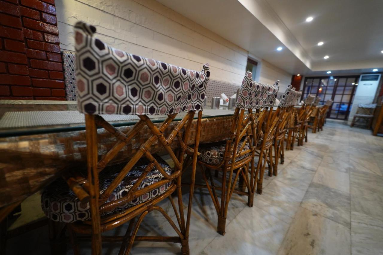 Hotel Palmyra Grand Inn Tirunelveli Exteriör bild